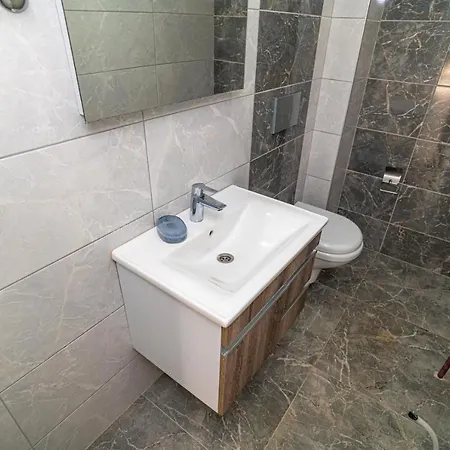 Hisarönü'de 4 Yatak Odalı Villa-villa Bahama